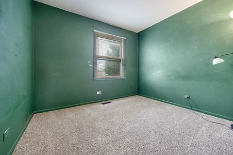 Tiny photo for 128 Fairview Lane, Streamwood, IL 60107 (MLS # 12577598)