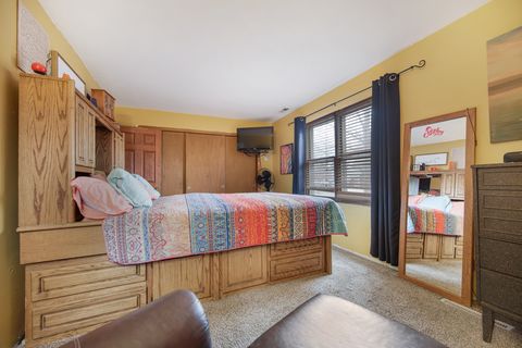 Tiny photo for 128 Fairview Lane, Streamwood, IL 60107 (MLS # 12577598)