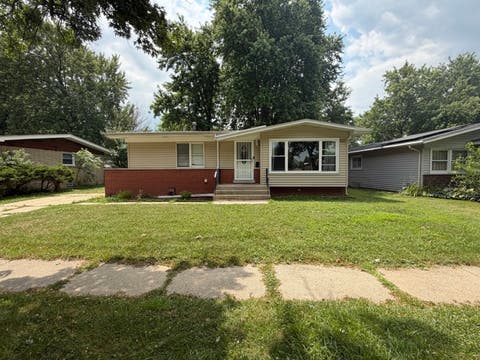 Photo of 834 W Strieff Lane, Glenwood, IL 60425 (MLS # 12713858)