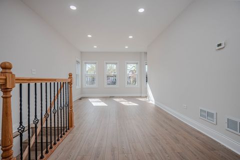 Tiny photo for 1226 Hayes Avenue, Oak Park, IL 60302 (MLS # 12624309)