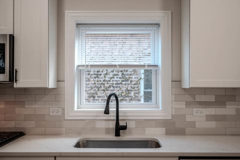 Tiny photo for 1226 Hayes Avenue, Oak Park, IL 60302 (MLS # 12624309)