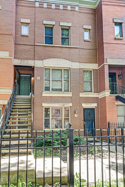 Tiny photo for 1441 W Fillmore Street #A, Chicago, IL 60607 (MLS # 12658456)