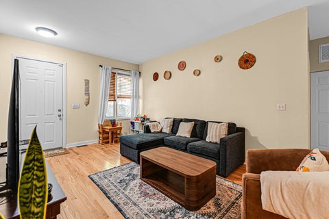 Tiny photo for 1441 W Fillmore Street #A, Chicago, IL 60607 (MLS # 12658456)