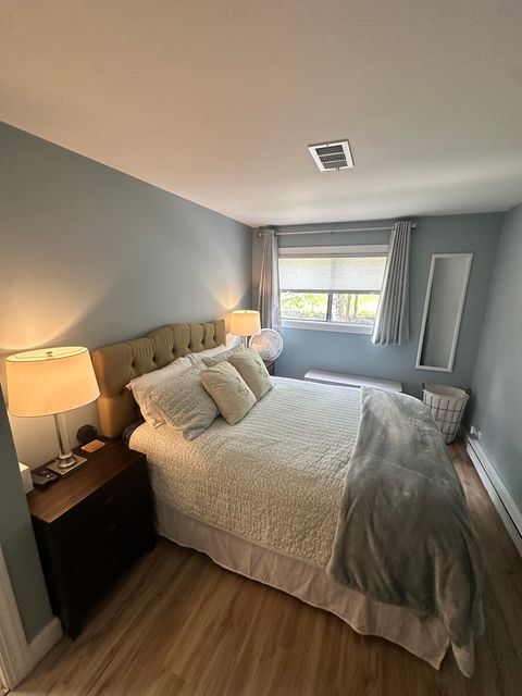 Tiny photo for 49 Oak Hill Colony #5, Fox Lake, IL 60020 (MLS # 12623247)