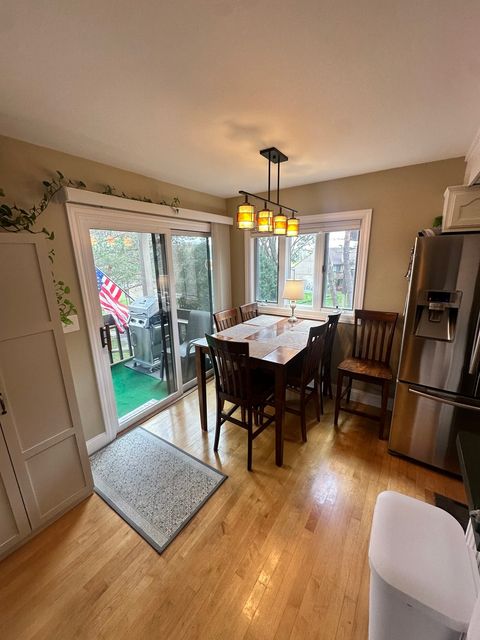 Tiny photo for 49 Oak Hill Colony #5, Fox Lake, IL 60020 (MLS # 12623247)