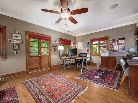 Tiny photo for 225 Clinton Avenue, Oak Park, IL 60302 (MLS # 12493970)