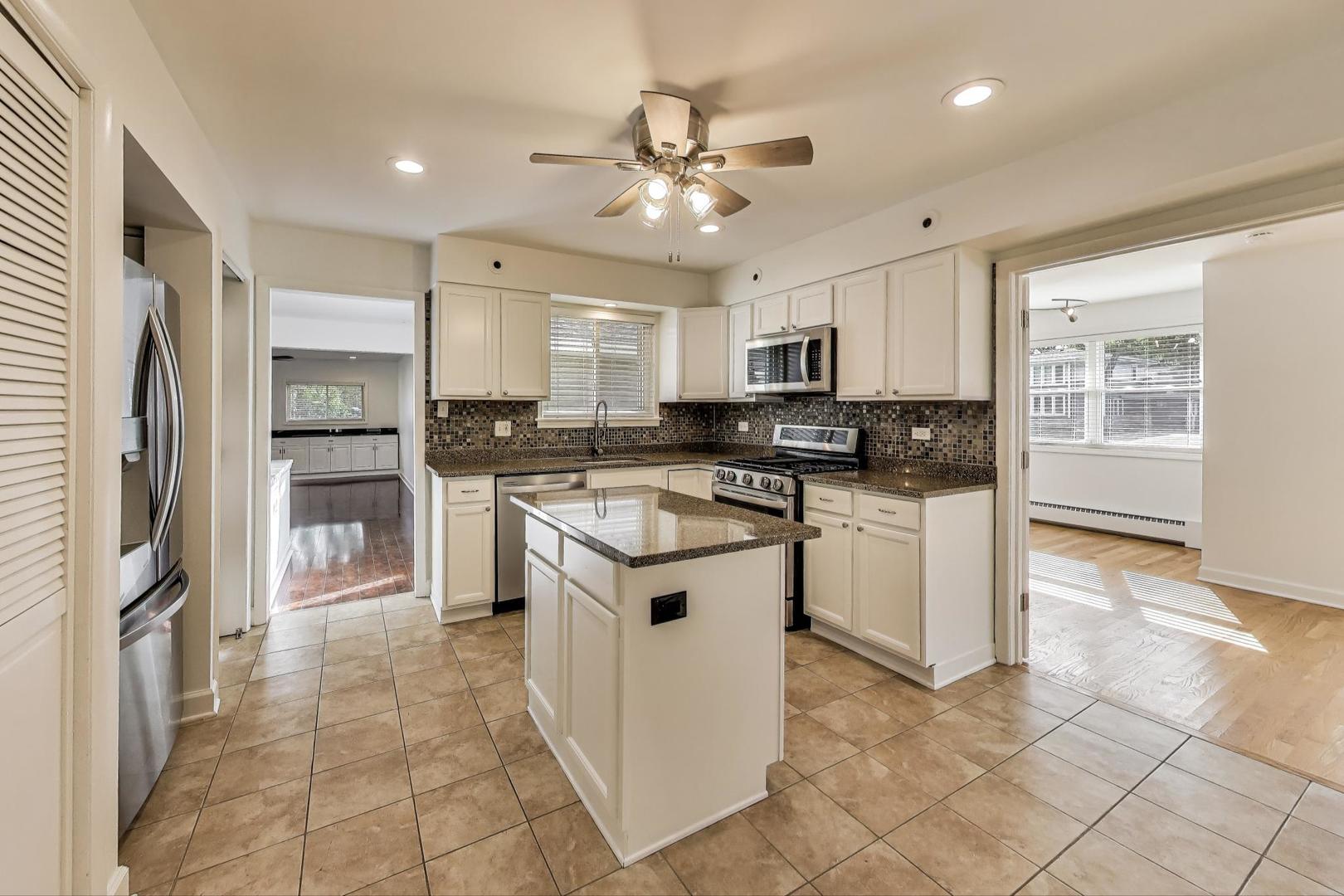 1139 Huber Lane