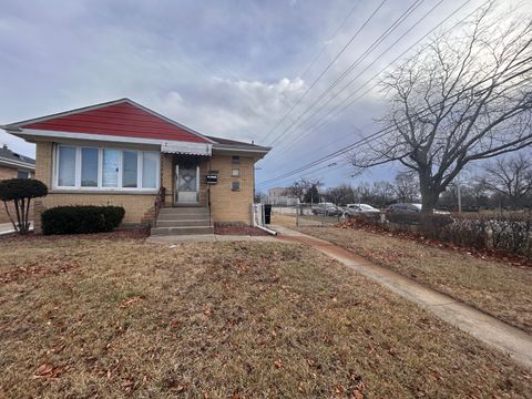 Photo of 4401 N Osage Avenue, Norridge, IL 60706 (MLS # 12556446)