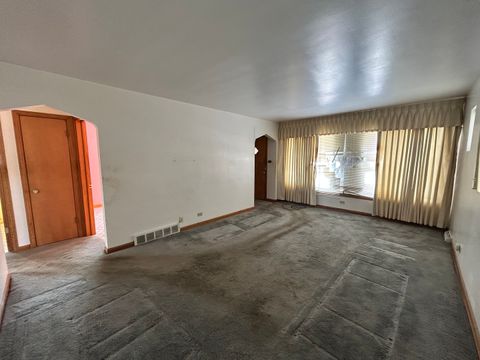 Tiny photo for 4401 N Osage Avenue, Norridge, IL 60706 (MLS # 12556446)