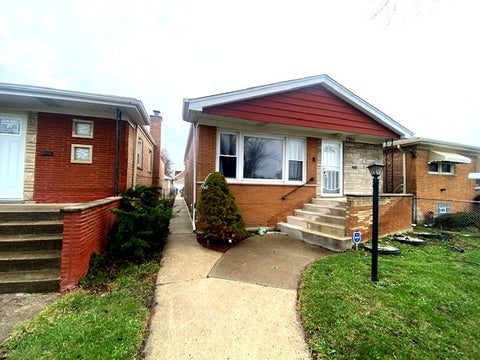 Photo of 7955 S Wentworth Avenue, Chicago, IL 60620 (MLS # 12724080)