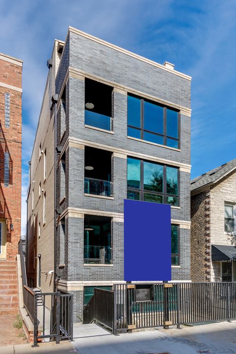 1448 W Chestnut Street 3 Chicago IL 60642