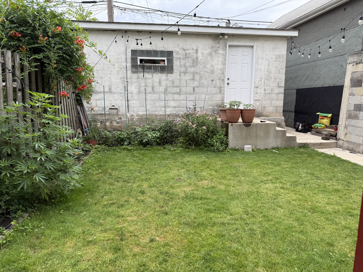 1720 W 17th Street