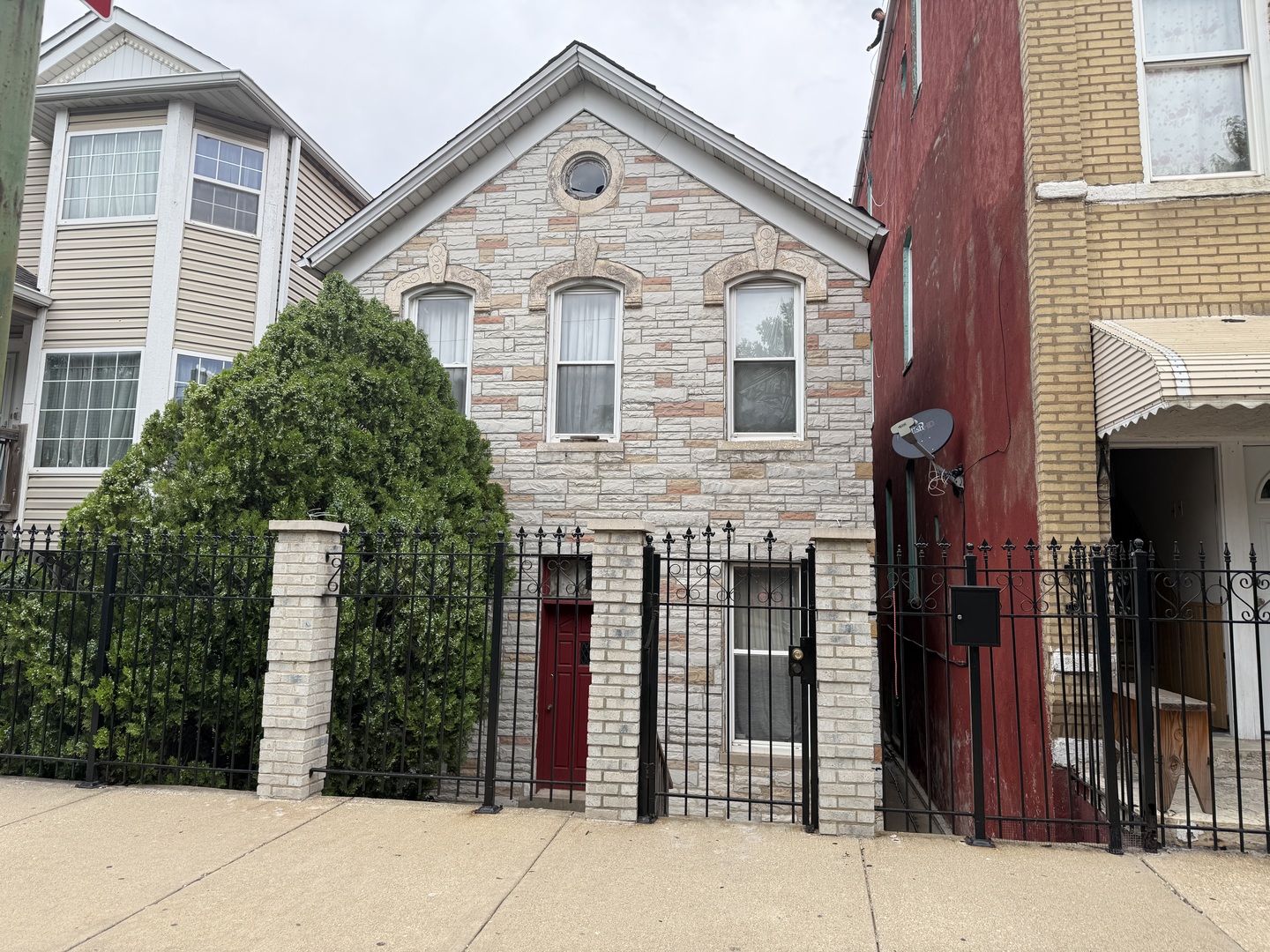 1720 W 17th Street