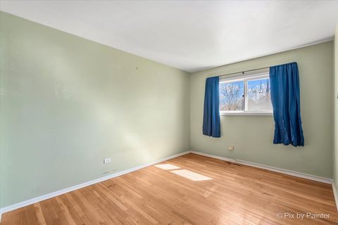 Tiny photo for 73 W Altgeld Avenue, Glendale Heights, IL 60139 (MLS # 12574388)