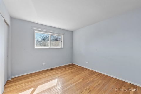 Tiny photo for 73 W Altgeld Avenue, Glendale Heights, IL 60139 (MLS # 12574388)