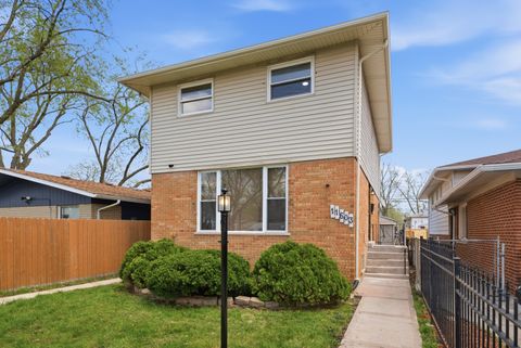 Photo of 11603 S Loomis Street, Chicago, IL 60643 (MLS # 12713479)