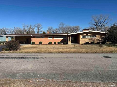 Photo of 944 S LAKE Drive, Duquoin, IL 62832 (MLS # EB460489)