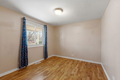 Tiny photo for 3 REVERE Court, Bolingbrook, IL 60440 (MLS # 12617354)