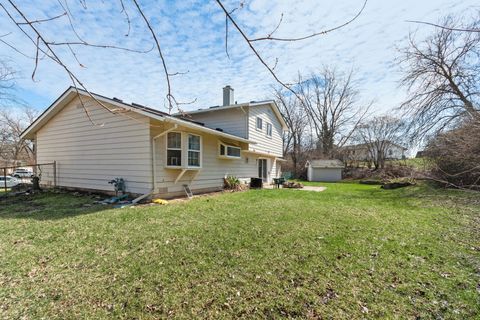 Tiny photo for 3 REVERE Court, Bolingbrook, IL 60440 (MLS # 12617354)