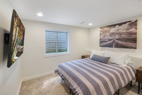 Tiny photo for 8 Port Place, Ottawa, IL 61350 (MLS # 12436750)