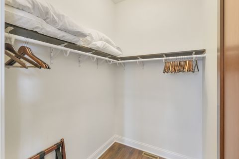 Tiny photo for 8 Port Place, Ottawa, IL 61350 (MLS # 12436750)