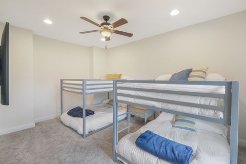 Tiny photo for 8 Port Place, Ottawa, IL 61350 (MLS # 12436750)