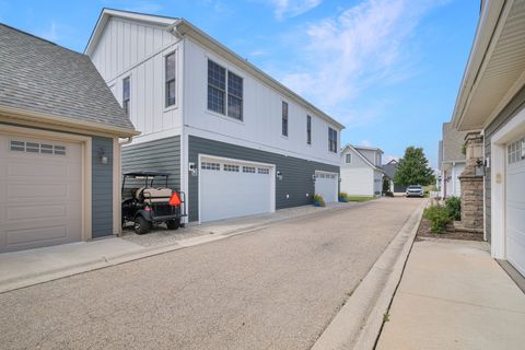Tiny photo for 8 Port Place, Ottawa, IL 61350 (MLS # 12436750)