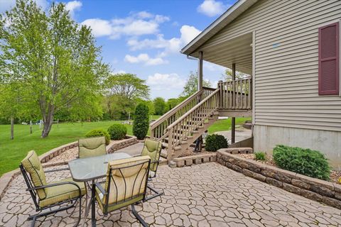 Tiny photo for 724 E Hilvety Road, Moweaqua, IL 62550 (MLS # 12634260)
