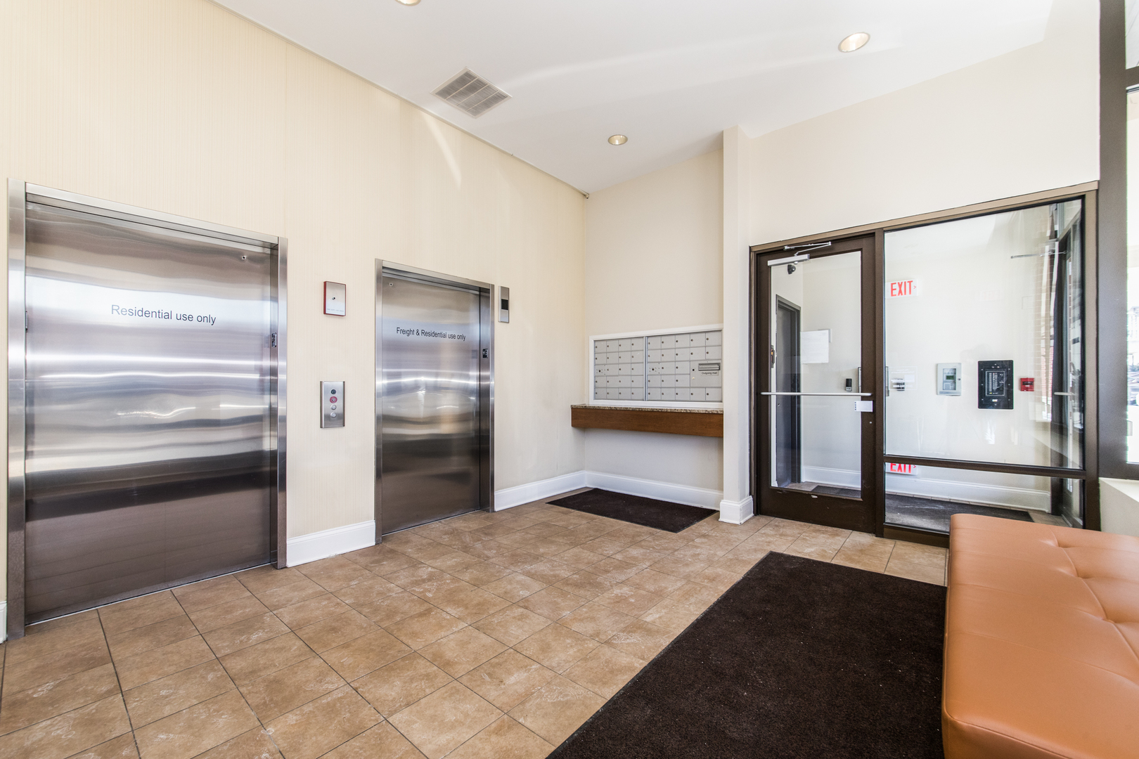 120 N Northwest Highway 506