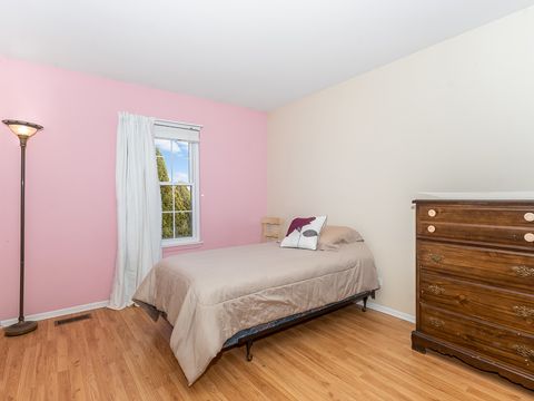 Tiny photo for 265 Commonwealth Drive, Bolingbrook, IL 60440 (MLS # 12567782)