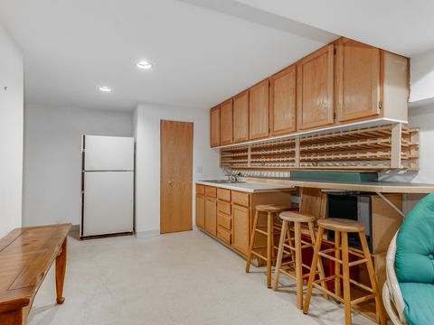 Tiny photo for 265 Commonwealth Drive, Bolingbrook, IL 60440 (MLS # 12567782)