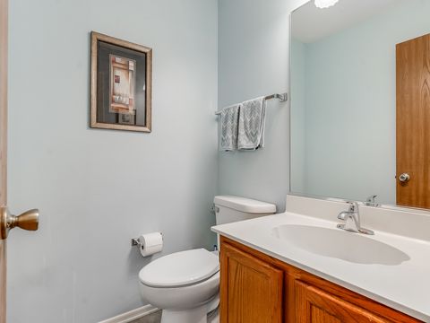 Tiny photo for 265 Commonwealth Drive, Bolingbrook, IL 60440 (MLS # 12567782)