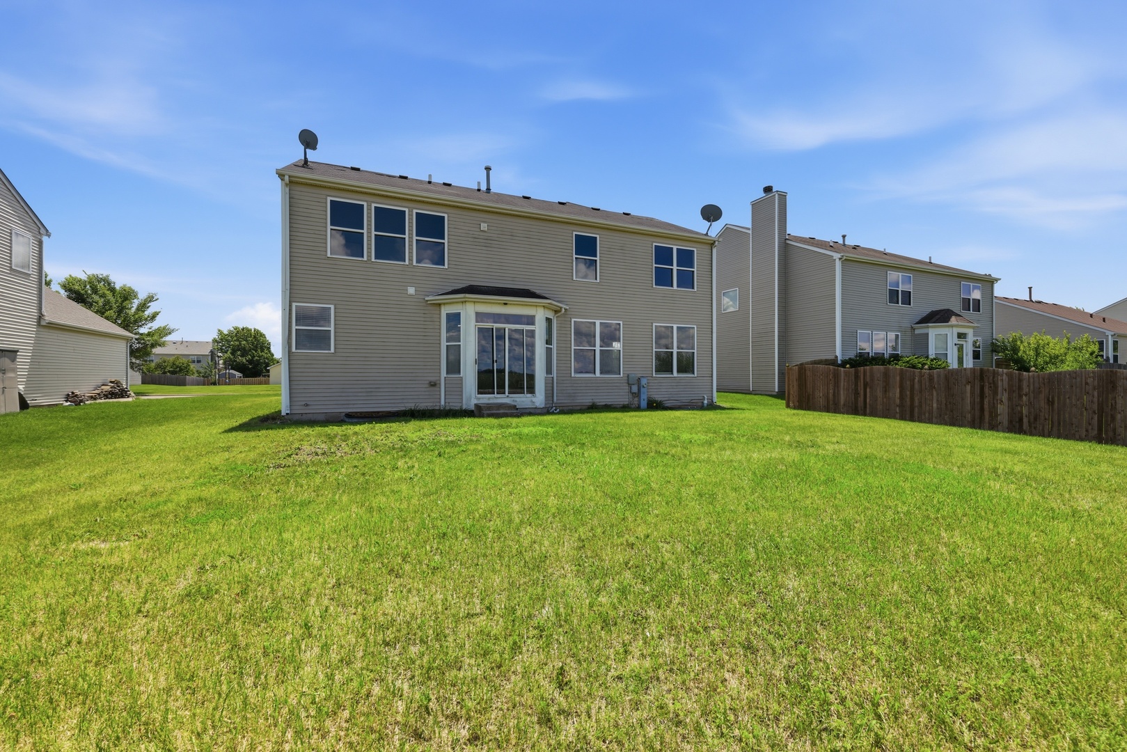 4686 Plymouth Avenue