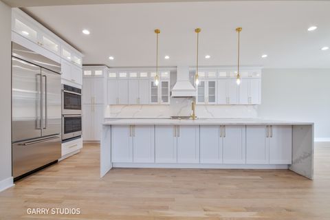 Tiny photo for 15W320 Concord Street, Elmhurst, IL 60126 (MLS # 12487686)