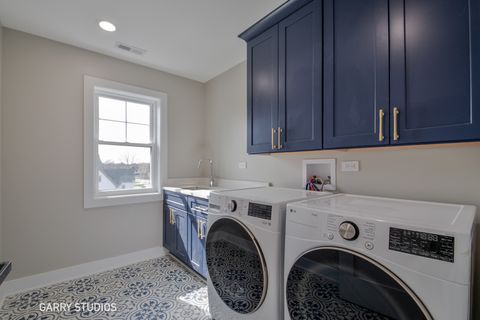 Tiny photo for 15W320 Concord Street, Elmhurst, IL 60126 (MLS # 12487686)