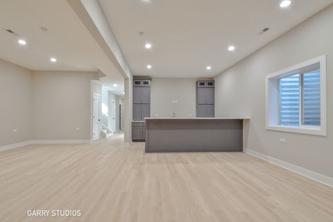 Tiny photo for 15W320 Concord Street, Elmhurst, IL 60126 (MLS # 12487686)