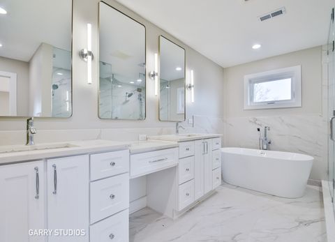 Tiny photo for 15W320 Concord Street, Elmhurst, IL 60126 (MLS # 12487686)