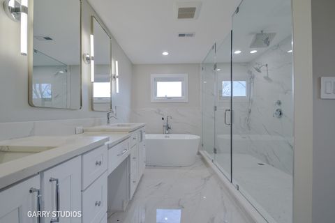 Tiny photo for 15W320 Concord Street, Elmhurst, IL 60126 (MLS # 12487686)
