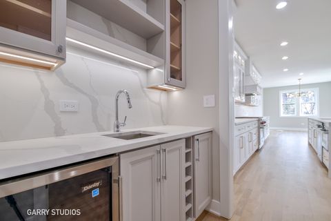 Tiny photo for 15W320 Concord Street, Elmhurst, IL 60126 (MLS # 12487686)
