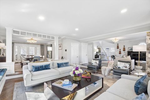 Tiny photo for 606 W Franklin Street, Wheaton, IL 60187 (MLS # 12587788)