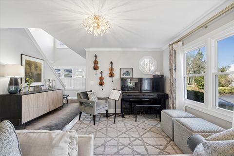 Tiny photo for 606 W Franklin Street, Wheaton, IL 60187 (MLS # 12587788)