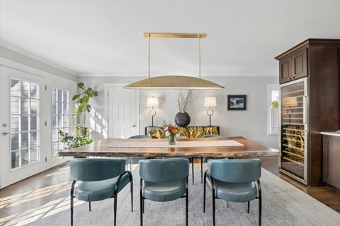 Tiny photo for 606 W Franklin Street, Wheaton, IL 60187 (MLS # 12587788)