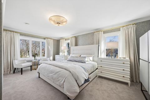 Tiny photo for 606 W Franklin Street, Wheaton, IL 60187 (MLS # 12587788)