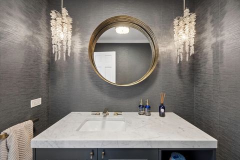 Tiny photo for 606 W Franklin Street, Wheaton, IL 60187 (MLS # 12587788)