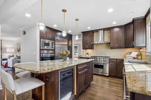 Tiny photo for 606 W Franklin Street, Wheaton, IL 60187 (MLS # 12587788)