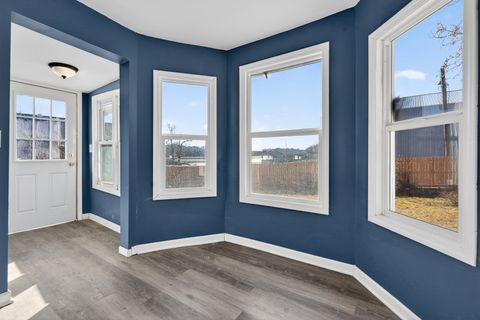 Tiny photo for 42319 N Woodbine Avenue, Antioch, IL 60002 (MLS # 12533636)