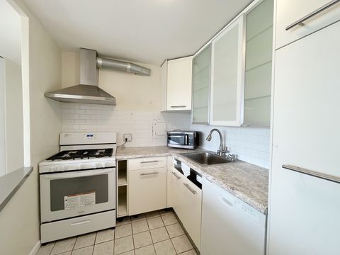 Tiny photo for 1401 E 55TH Street #815N, Chicago, IL 60615 (MLS # 12581445)