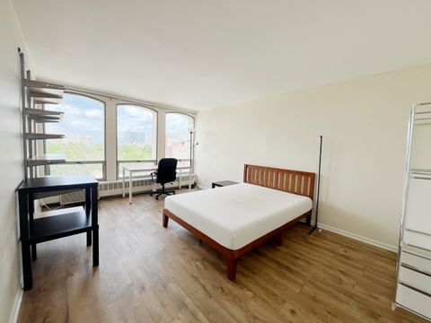 Tiny photo for 1401 E 55TH Street #815N, Chicago, IL 60615 (MLS # 12581445)