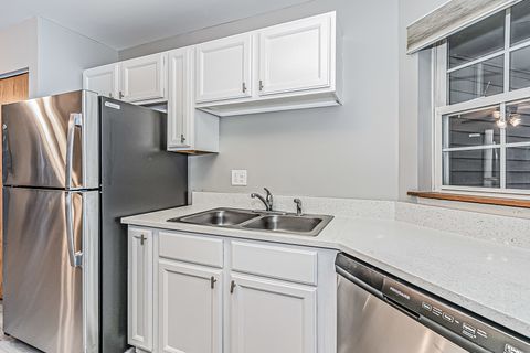 Tiny photo for 214 N Cathy Lane, Mount Prospect, IL 60056 (MLS # 12681575)