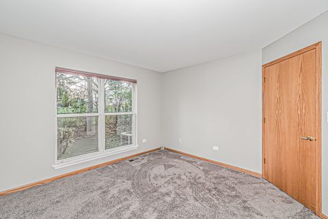 Tiny photo for 214 N Cathy Lane, Mount Prospect, IL 60056 (MLS # 12681575)